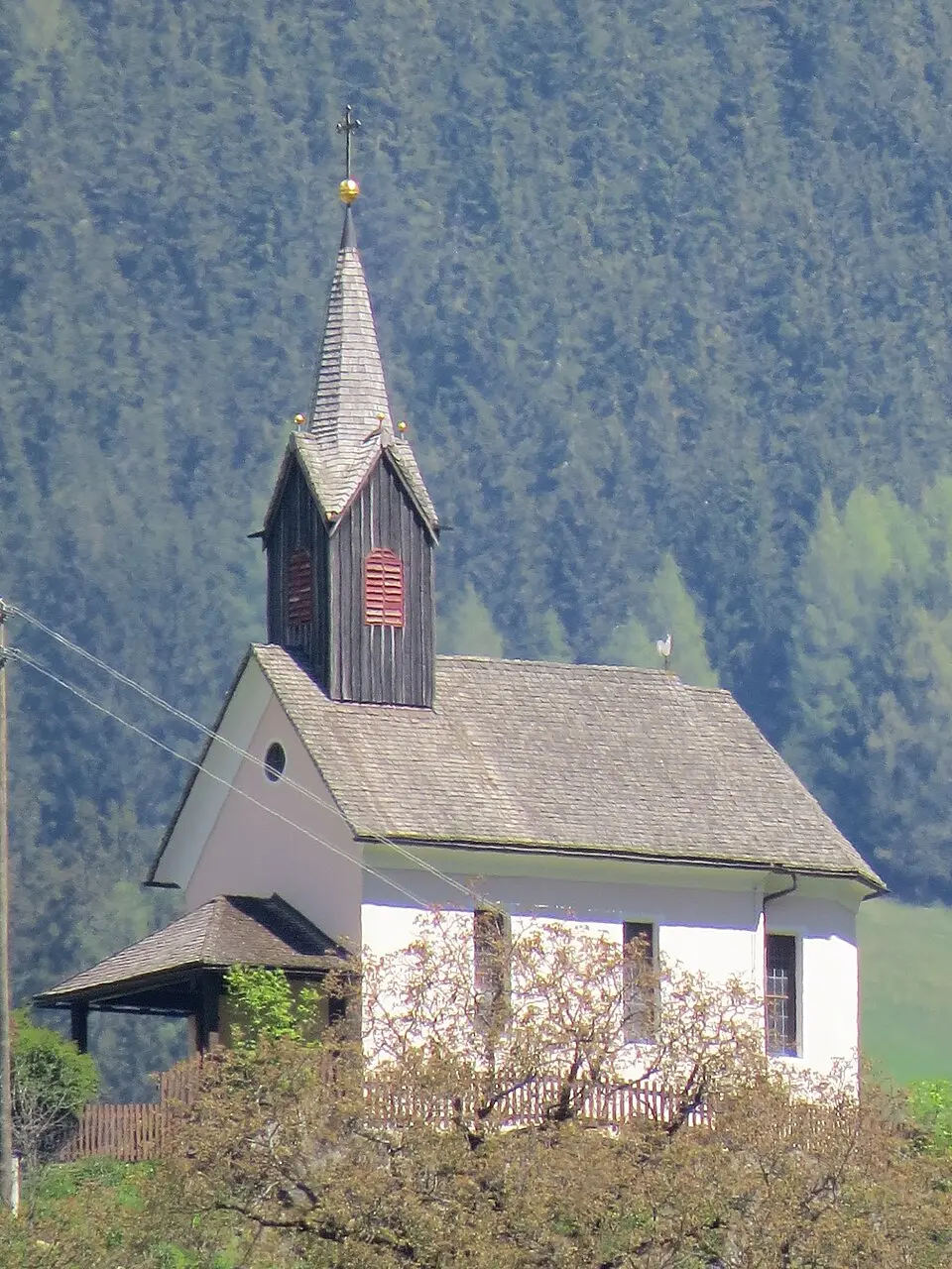 Obrázok: WilliAlt. · CC BY-SA 4.0 Kath. Filialkirche hl. Josef