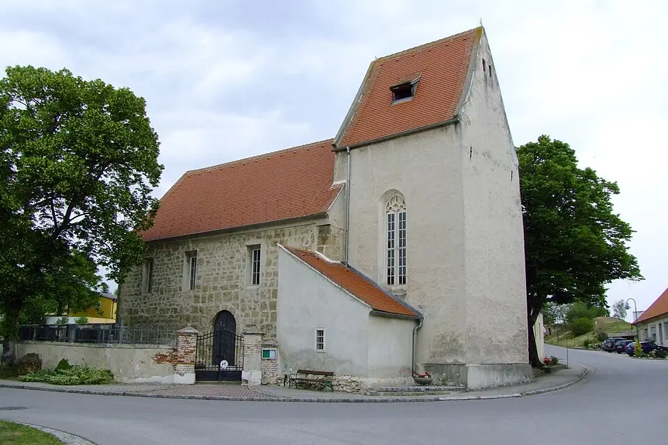 Image: Peter Lauppert (talk) · CC BY-SA 3.0 AT Filialkirche Kirchstetten