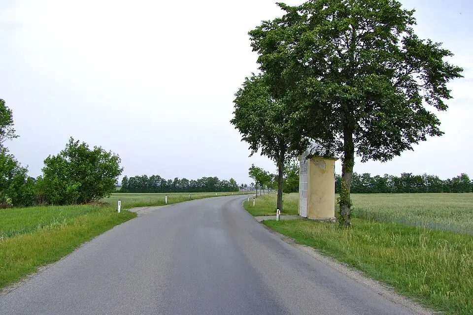 Image: Peter Lauppert (talk) · CC BY-SA 3.0 AT Rochuskapelle (Kirchstetten)