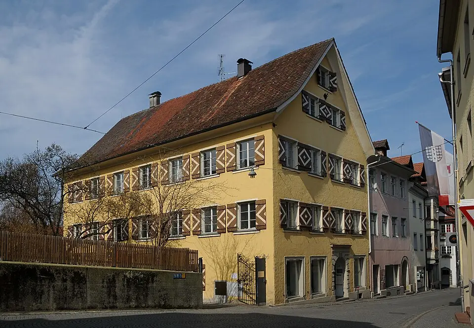 Obrázok: böhringer friedrich · CC BY-SA 2.5 Wohn- und Geschäftshaus