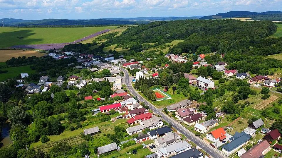 Kép: KimiSlimi · CC BY-SA 4.0 Klazány