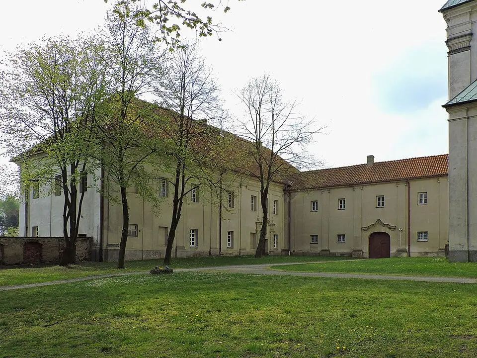 Klasztor, ob. plebania