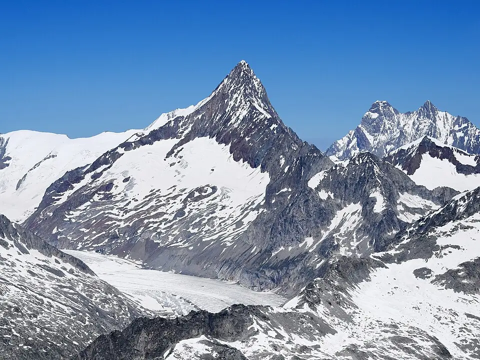 Finsteraarhorn