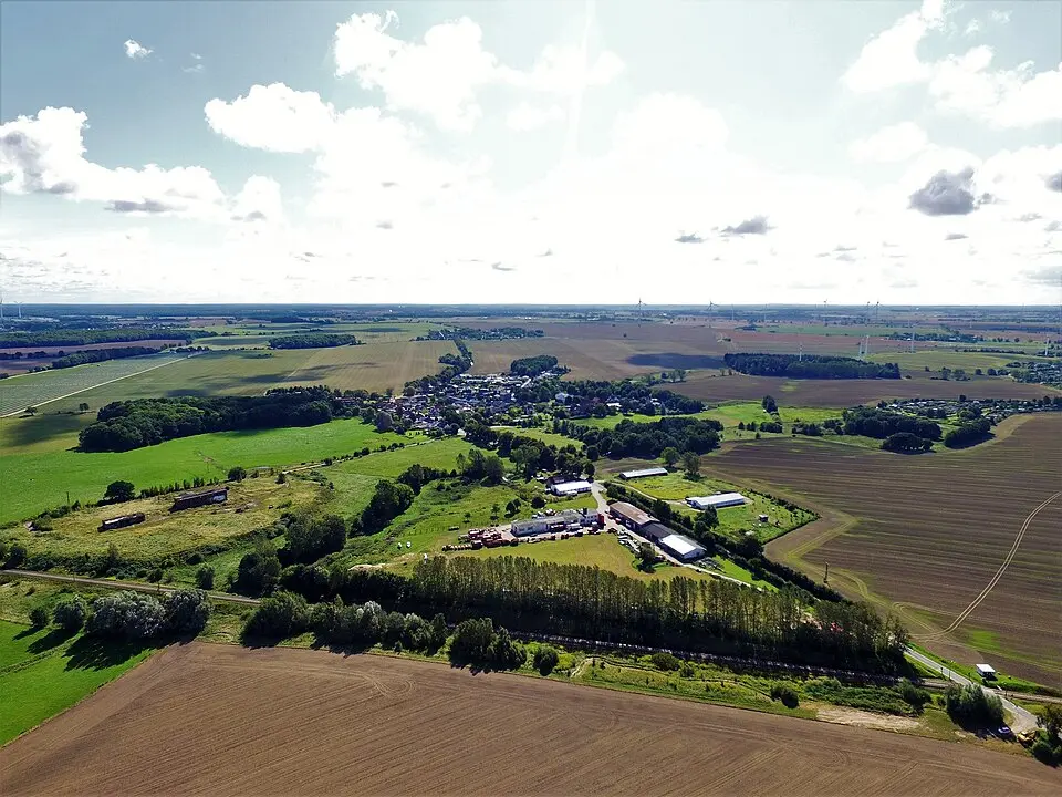 Slika: Rboesenberg · CC BY-SA 4.0 Klein Kussewitz