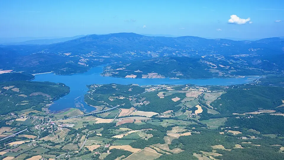 lago di Montedoglio