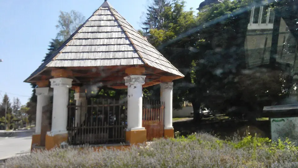 Kép: Frane Lovošević · CC BY-SA 3.0 Kloštar Ivanić