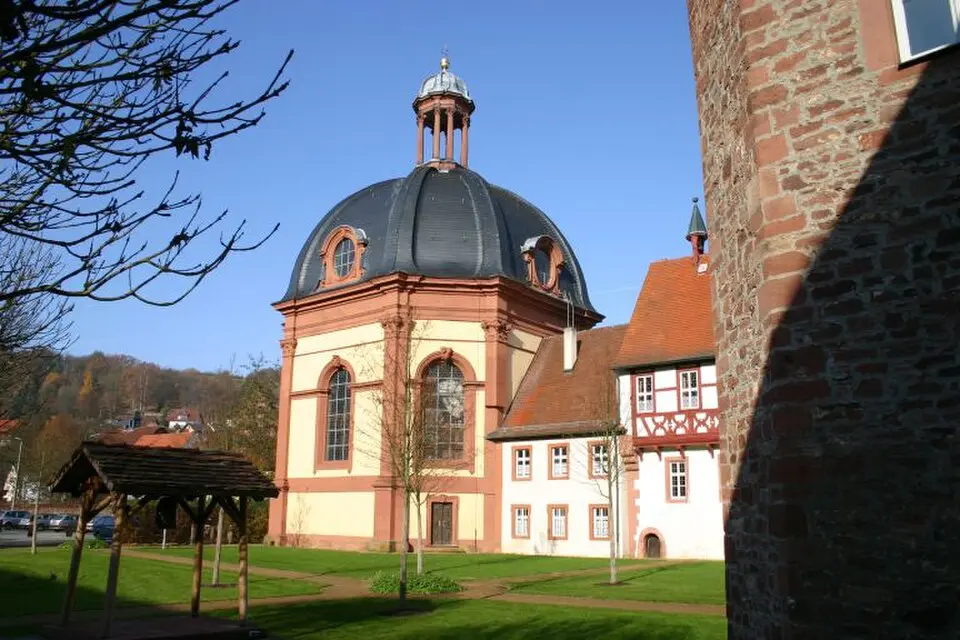 Benediktinerpropstei Holzkirchen