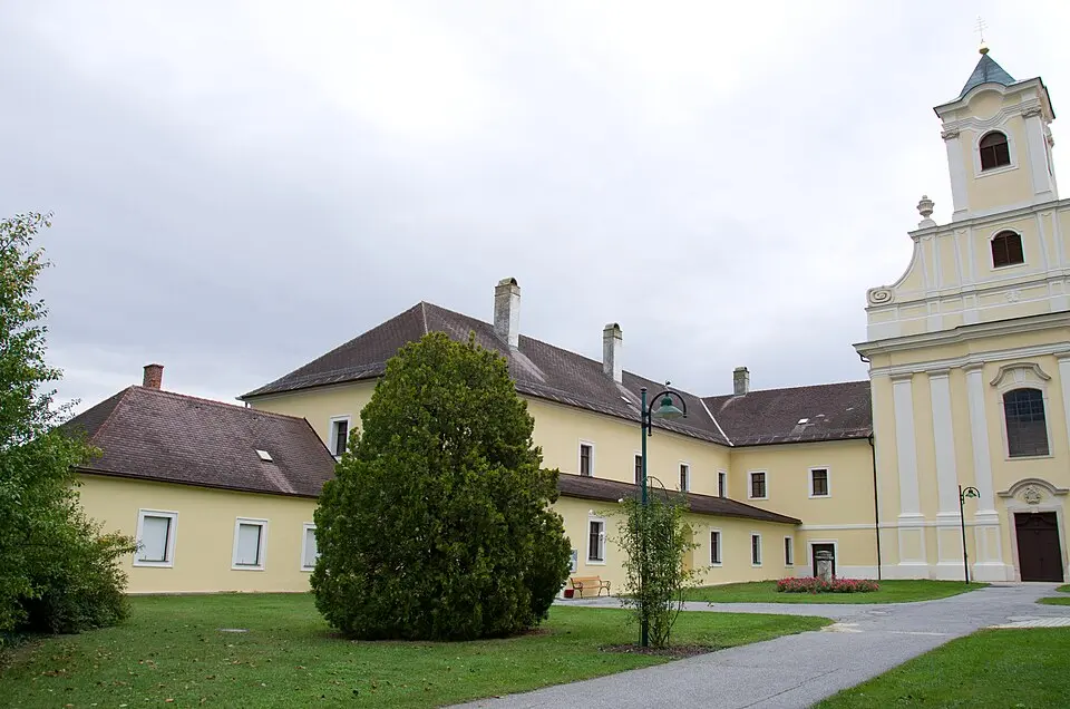 Bild: Hadinger · CC BY-SA 3.0 AT Kloster Marienberg