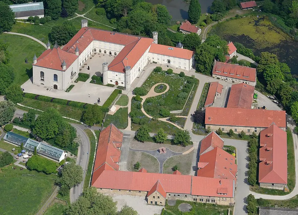 Schloss Derneburg