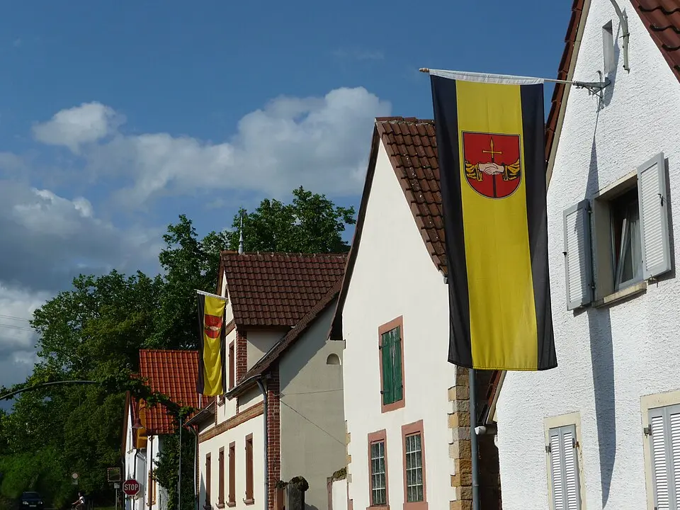 Bild: Immanuel Giel · CC BY-SA 3.0 Knöringen