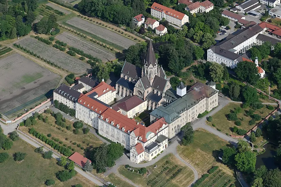 Image: Carsten Steger · CC BY-SA 4.0 St. Ottilien Archabbey