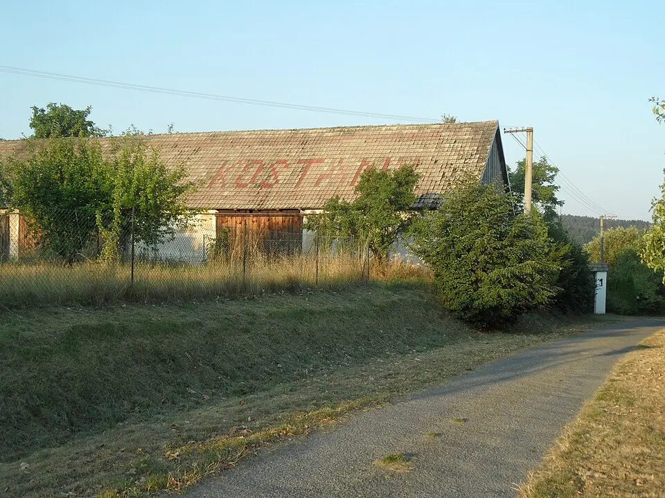 Obrázek: Stribrohorak · CC BY-SA 3.0 Košťany