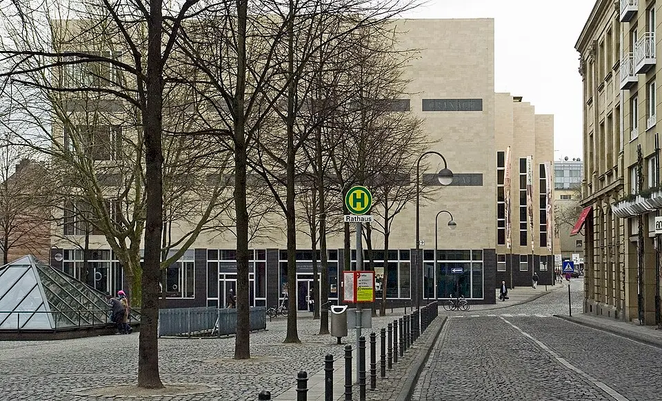 Image: Hans Peter Schaefer - http://www.reserv-a-rt.de · CC BY-SA 3.0 Wallraf–Richartz Museum