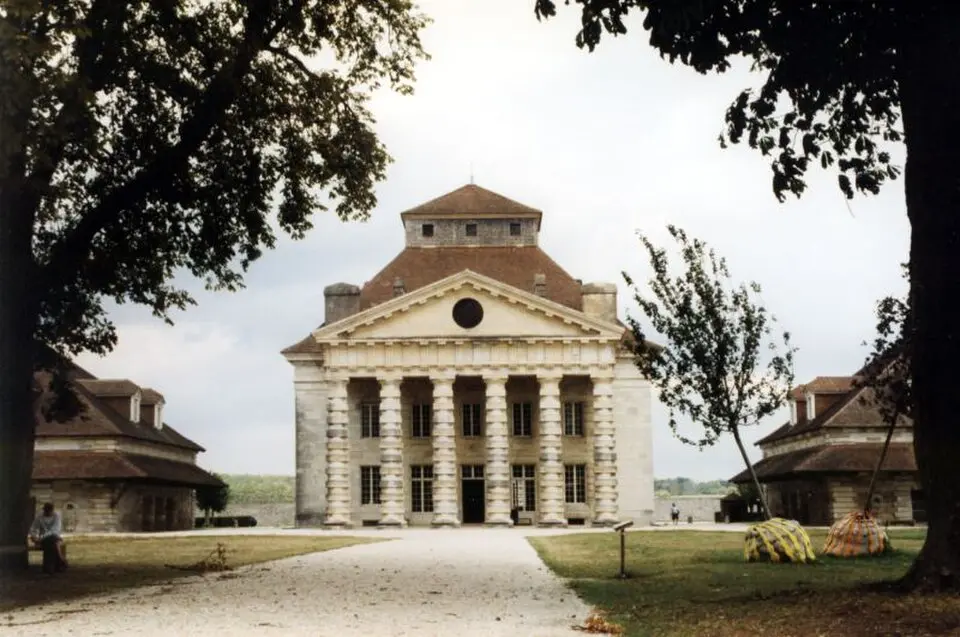 Bild: Stefan Kühn · CC BY-SA 3.0 Königliche Saline in Arc-et-Senans