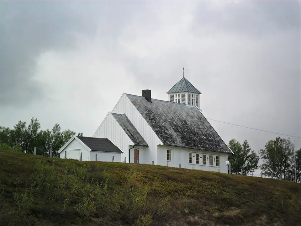 Kokelv kirke