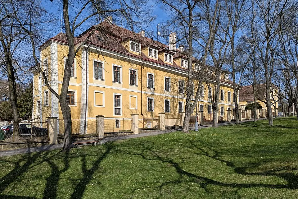 Starý a Nový zámek Kolešovice