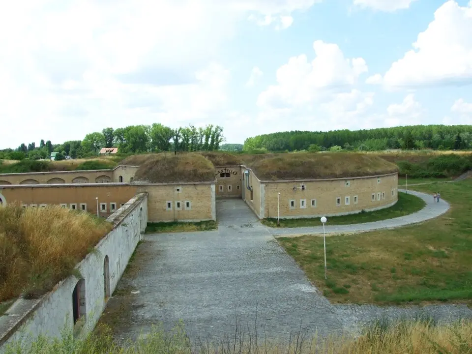 Fortifikačný systém mesta Komárno