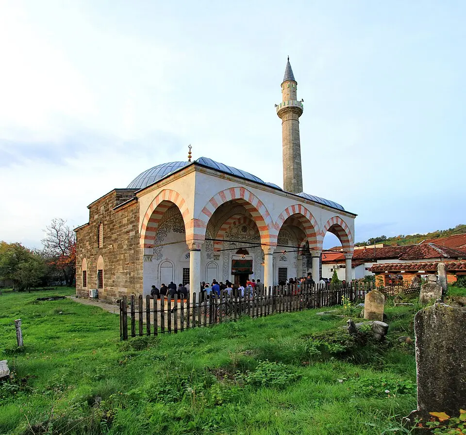 Хадум џамија у Ђаковици