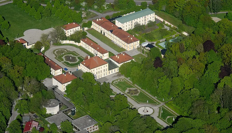 Bild: Carsten Steger · CC BY-SA 4.0 Schloss Fürstenried