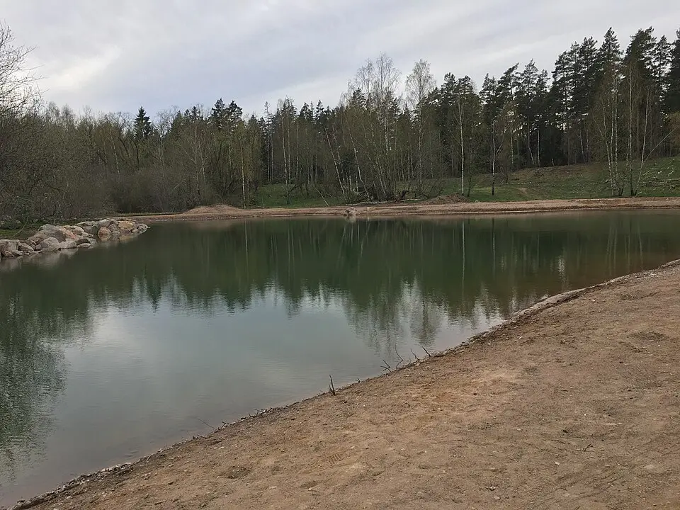 Svartbäcksmåla