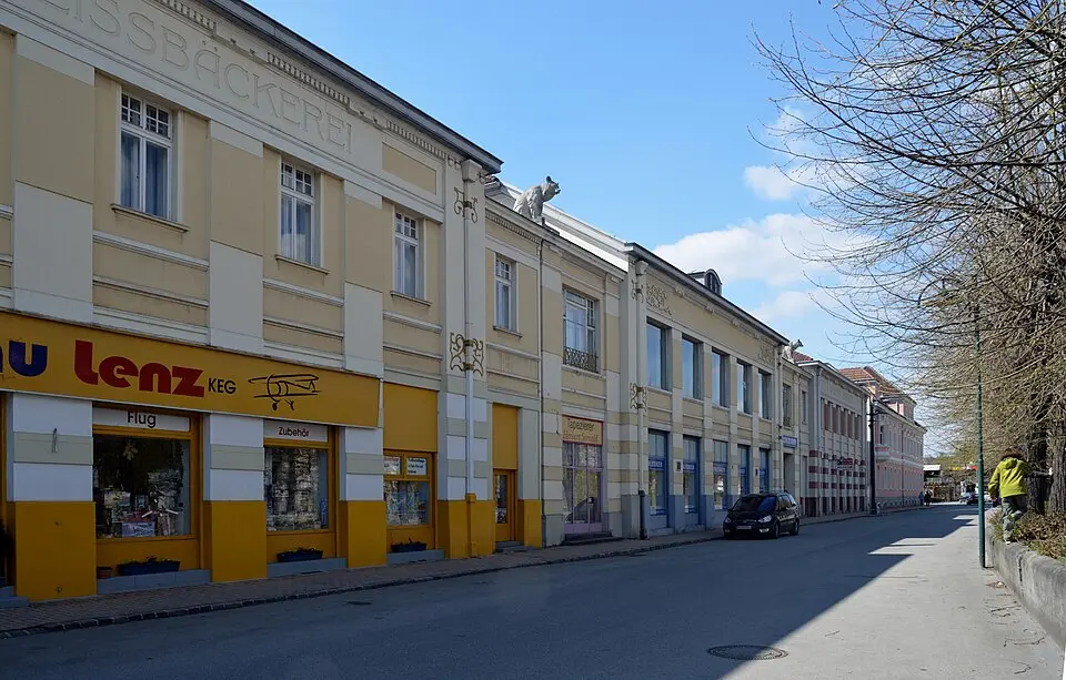 Ehem. Konsumanstalt, Schwarz- und Weißbäckerei, Wurstfabrik der Berndorfer Metallwarenfabrik