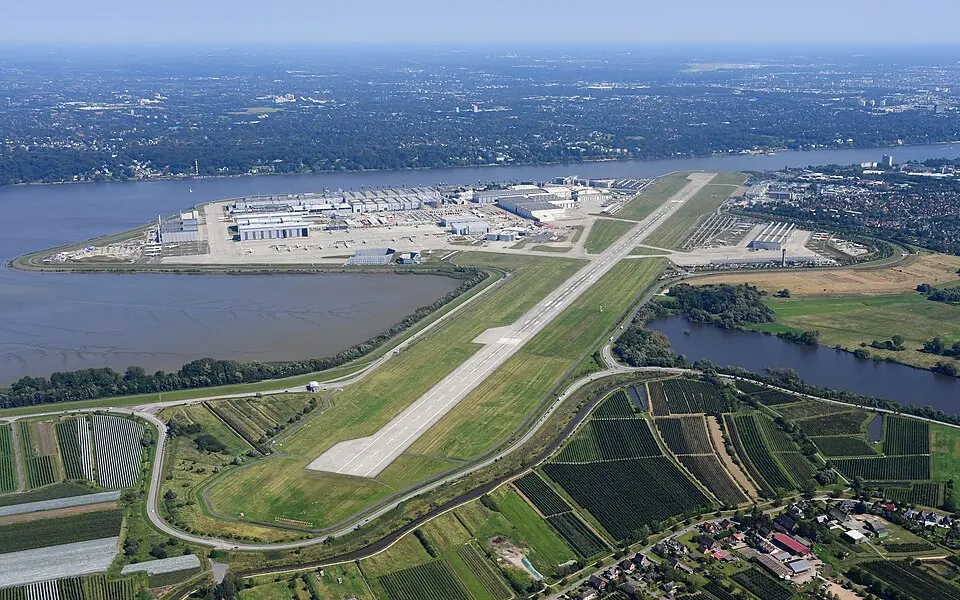 Flugplatz Hamburg-Finkenwerder