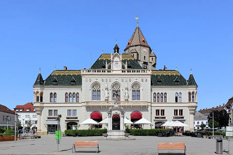 Obrázok: C.Stadler/Bwag · CC BY-SA 3.0 AT Rathaus Korneuburg