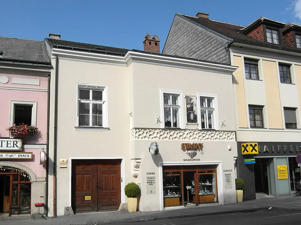 Obrázok: Naoag · CC BY-SA 3.0 Bürgerhaus