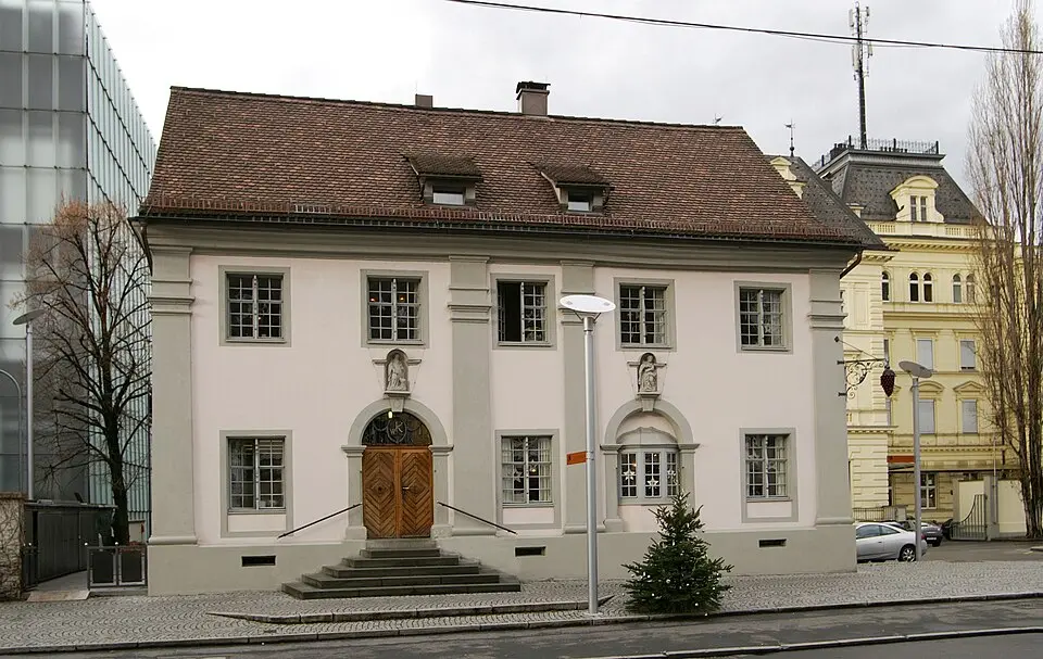 Image: böhringer friedrich · CC BY-SA 2.5 Gasthaus und Kornmesserhaus (Bregenz)