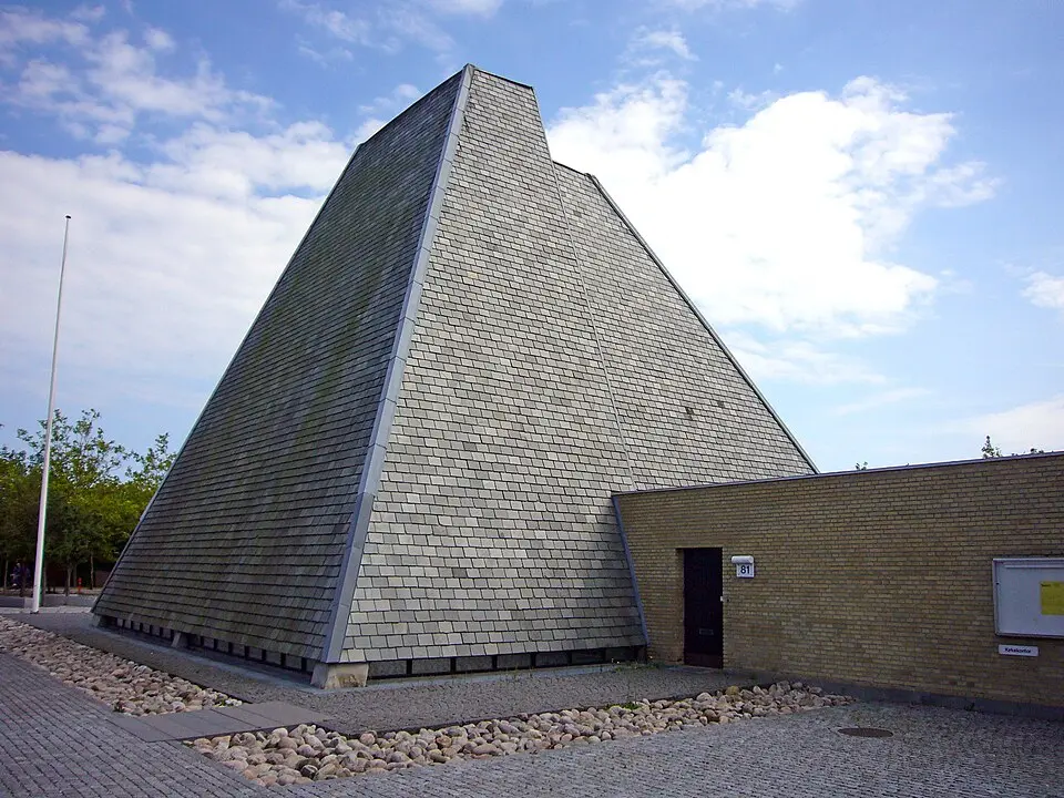Korsvejskirken
