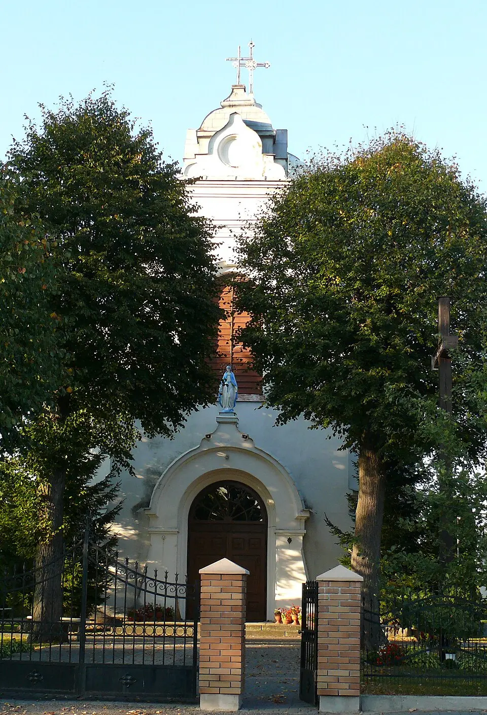 Kościół Narodzenia Najświętszej Maryi Panny w Szóstce