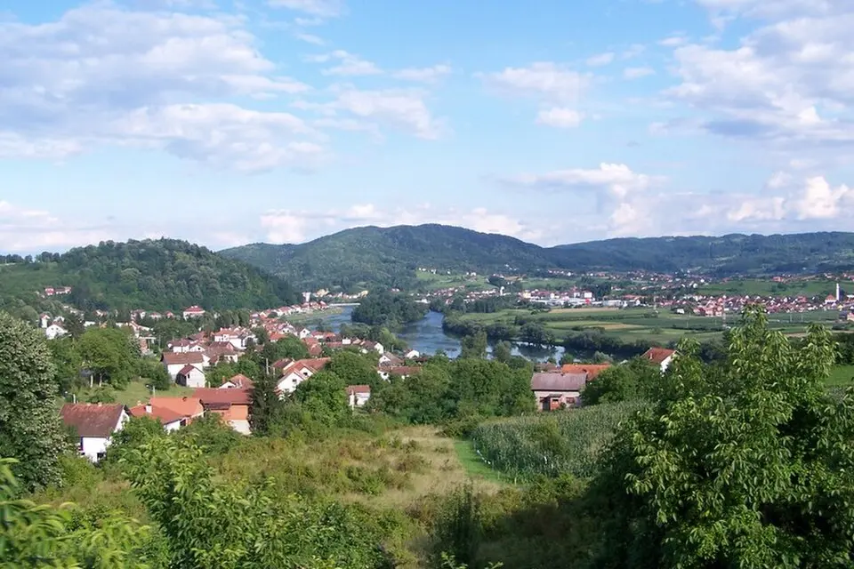 Kép: Sti2 · CC BY-SA 3.0 Hrvatska Kostajnica