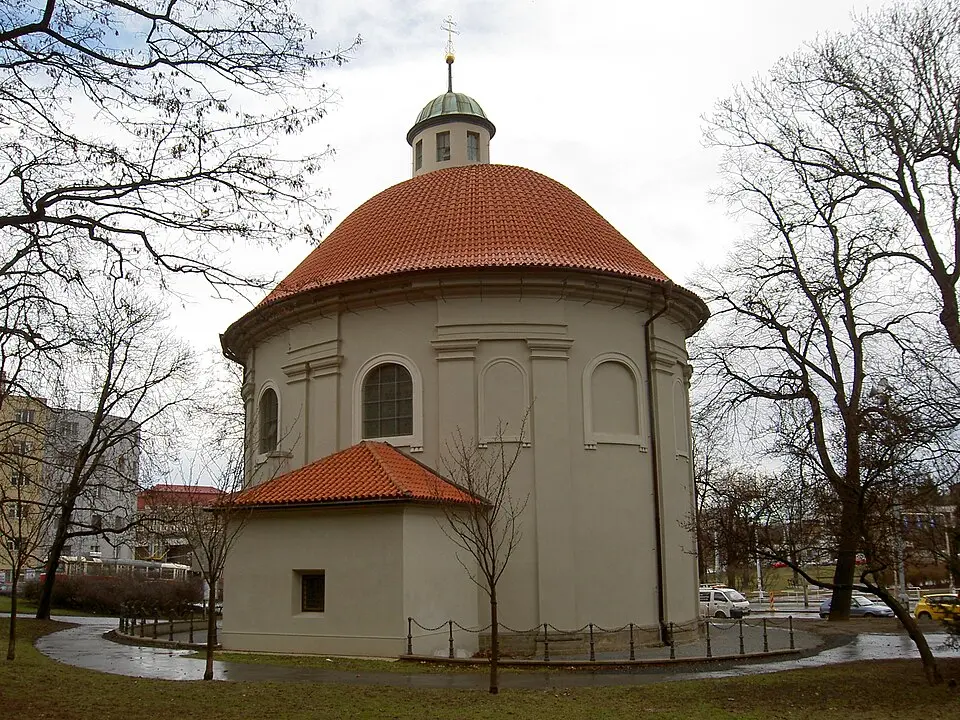 Image: Dezidor · CC BY-SA 3.0 Church of Saint Roch