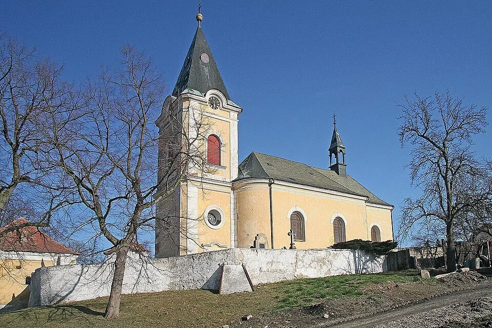 Hochgeladen von: Prazak · CC BY 2.5 Činěves