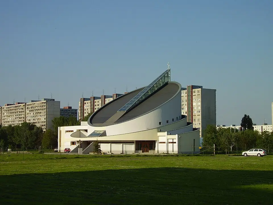 Kostol Svätej rodiny (Bratislava)