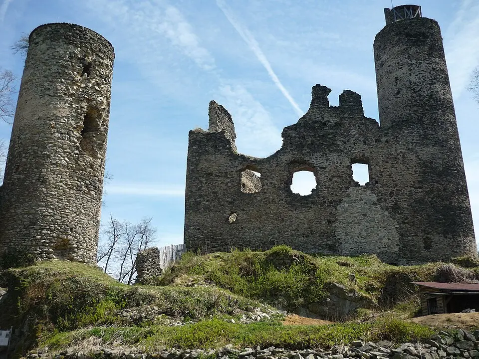 Bild: Jarys471 · CC BY-SA 3.0 Burg Kostomlaty