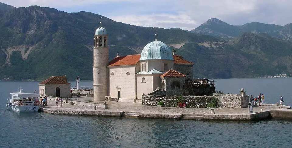 Notre-Dame-des-Rochers