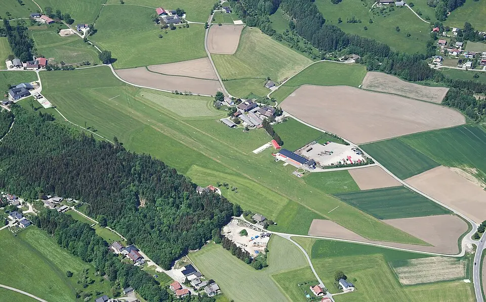 Flugplatz Scharnstein bei Gmunden