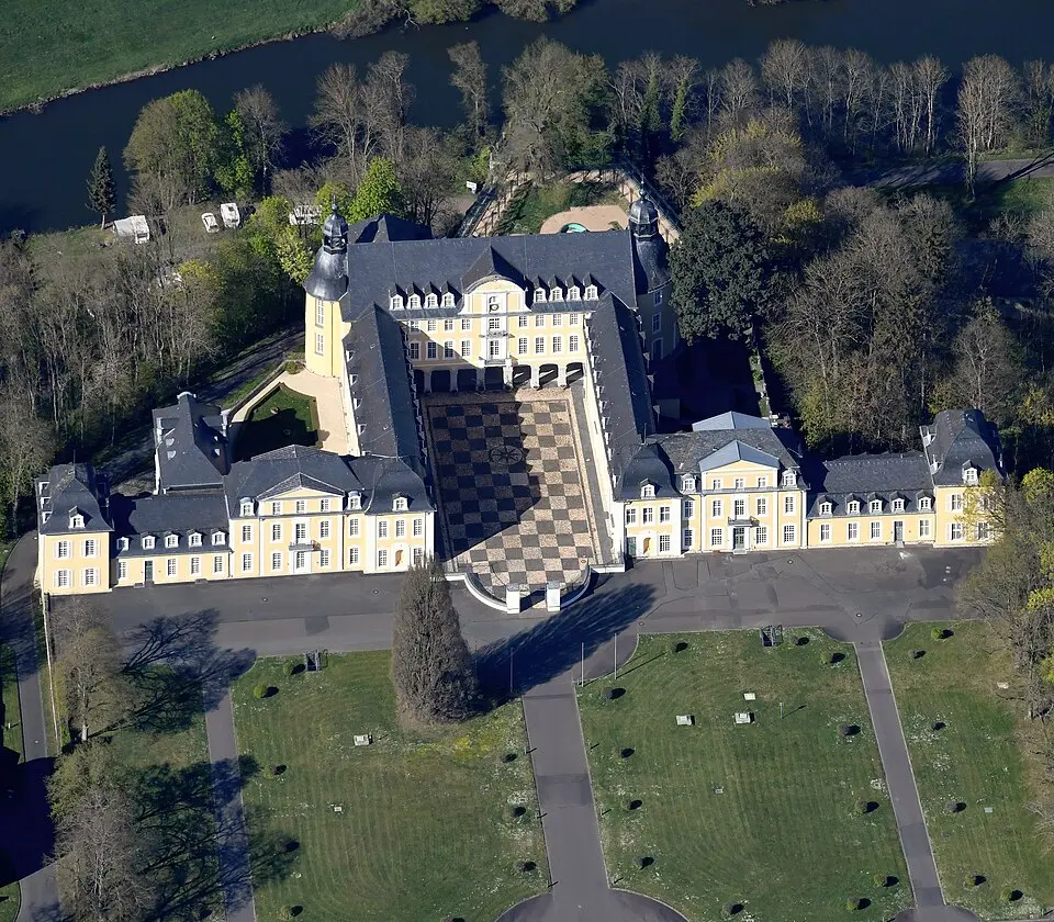 Kép: Carsten Steger · CC BY-SA 4.0 Schloss Oranienstein