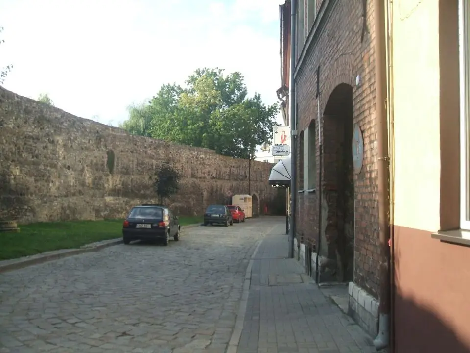 Mury obronne (fragment) w Krapkowicach