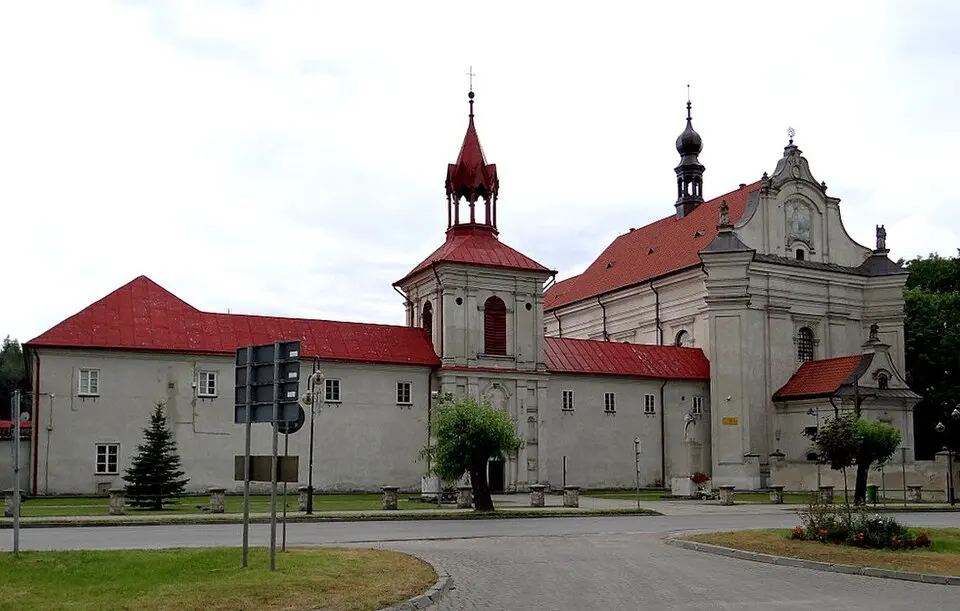 Klasztor z wirydarzem, ob. plebania