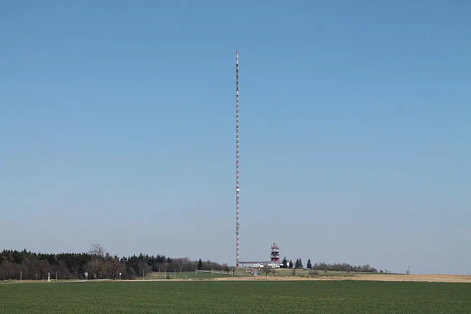 Immagine: Harold · CC BY-SA 3.0 Vysílač Kojál