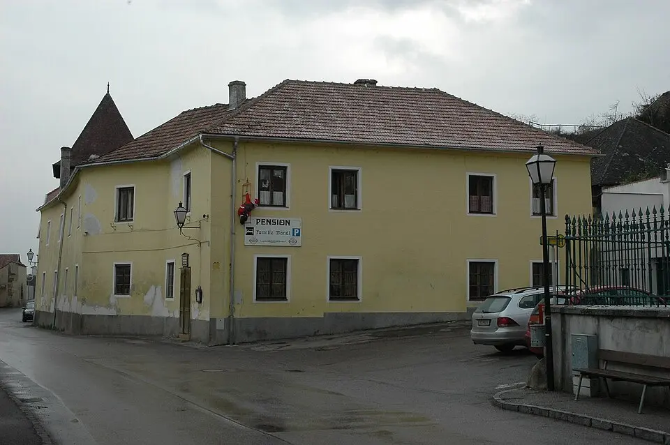 Slika: Bauer Karl · CC BY-SA 3.0 AT Ehem. Lesehof