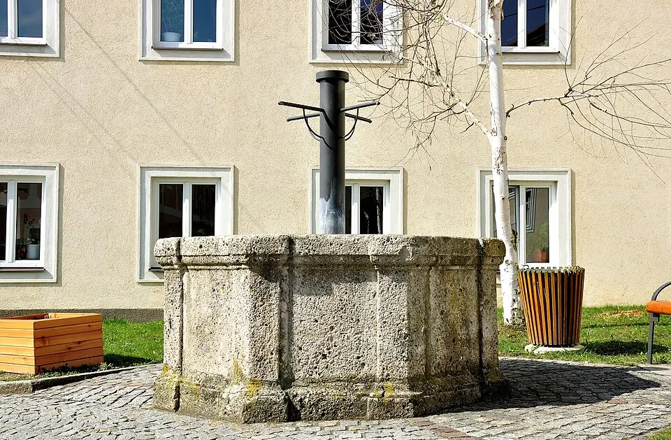 Brunnen