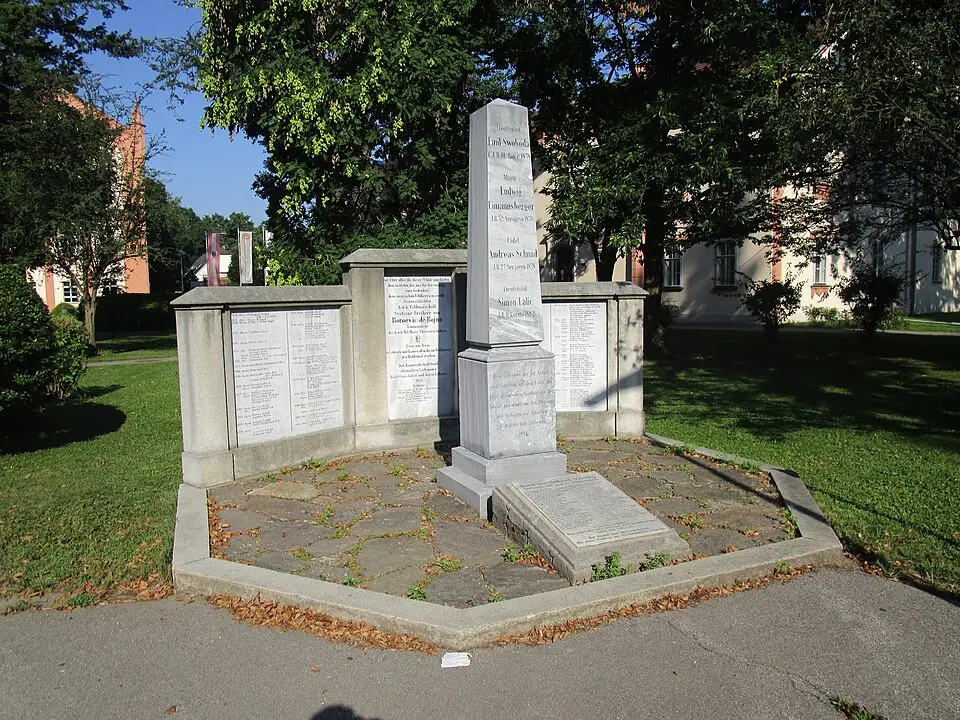 Kriegerdenkmal