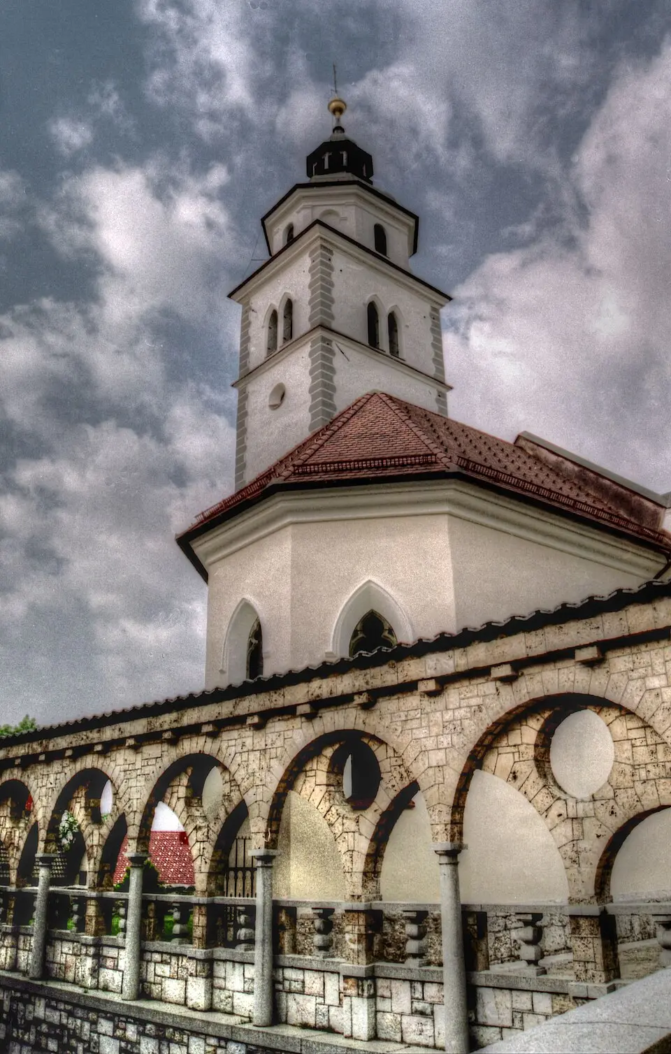Cerkev Rožnovenske Matere Božje, Kranj