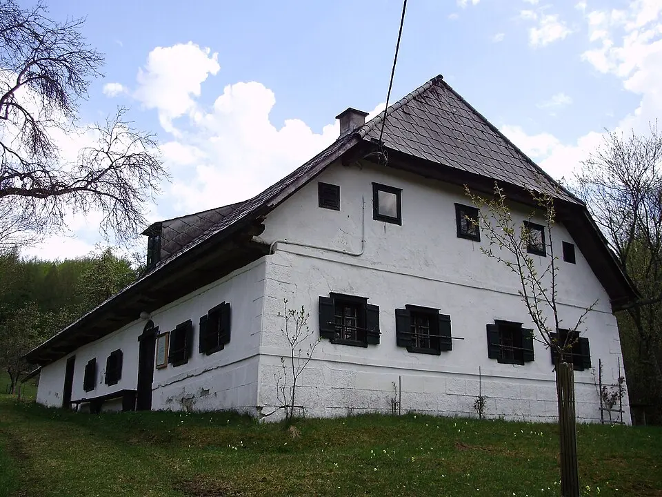 Obrázok: Harald Schmidtbauer. · CC BY-SA 3.0 Bauernhaus Krucka