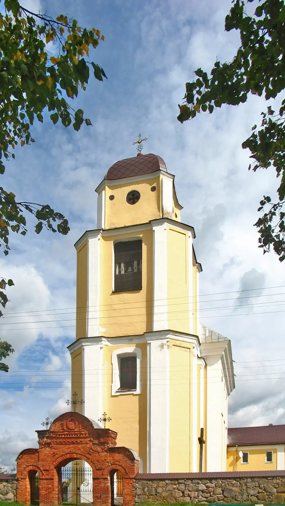 Касьцёл сьвятога апостала Андрэя і кляштар трынітарыяў