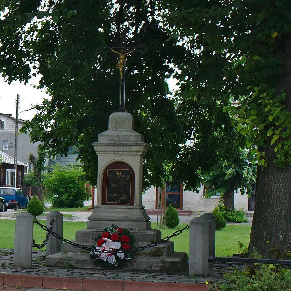Monuments and memorials in Frampol