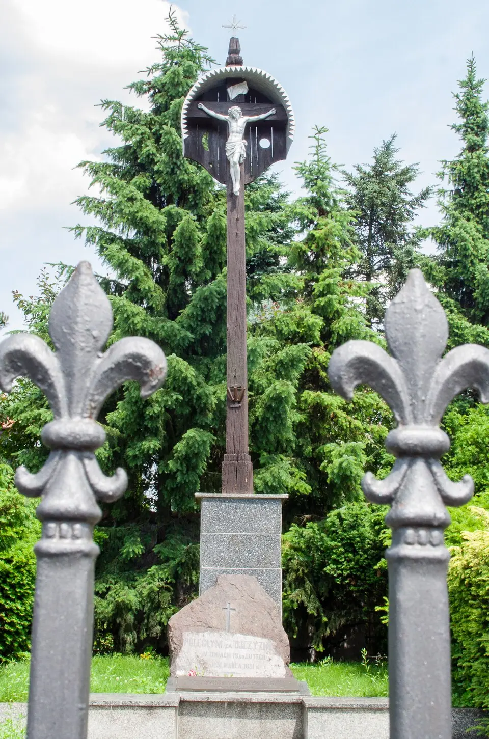 November Uprising monument